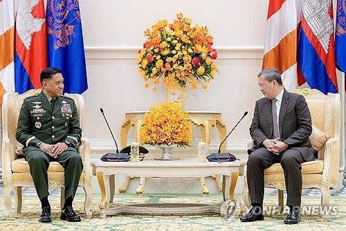 CAMBODIA PHILIPPINES DEFENSE : 네이트 뉴스