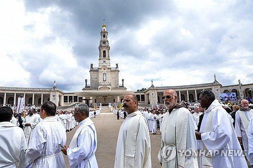 PORTUGAL FATIMA PILGRIMAGE : 네이트 뉴스