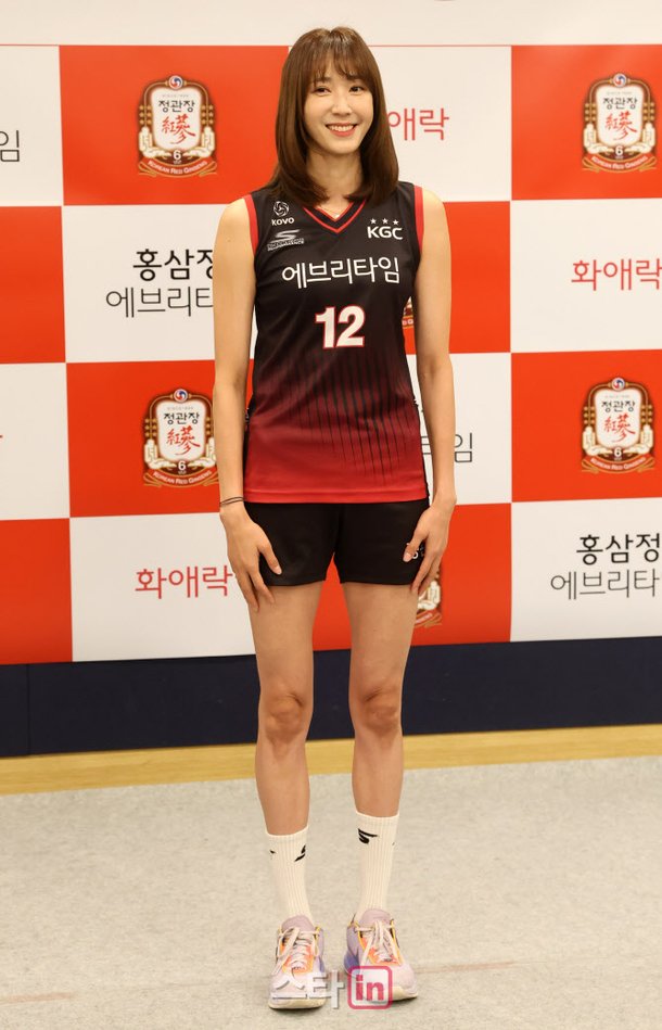 [포토]배구선수 한송이, 우월한 기럭지 : 네이트 스포츠