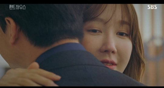  '흑장미 꽃말, 증오' 이지아, '펜트하우스' 엄기준 향한 복수 다짐 : 네이트 연예 Illustration 