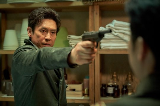 tvN 편성표 영화 '유령' 결말까지 긴장감…설경구·이하늬·박소담 외 특별출연 이솜·비비 등 '눈길' : 네이트 연예