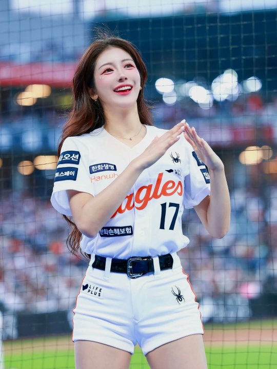 김연정 치어리더 김연정 고향은 부산, 문현동과 사직구장의 인연 활동 모습