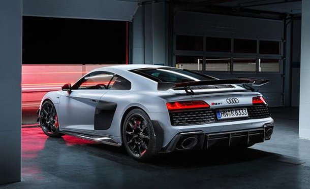 아우디, 내연기관의 끝을 알릴 R8 GT RWD 공개 : 네이트 뉴스