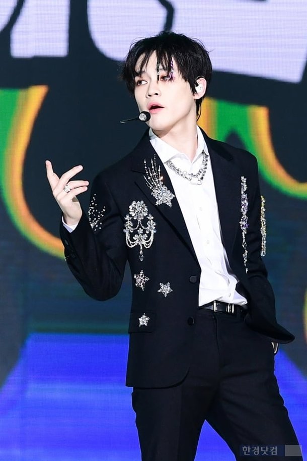 [포토] NCT 드림 천러, '화보처럼 멋지게~' (2021 SBS 가요대전) : 네이트 연예