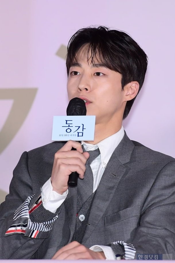 [포토] 배인혁, '멋진 모습에 눈길' : 네이트 연예