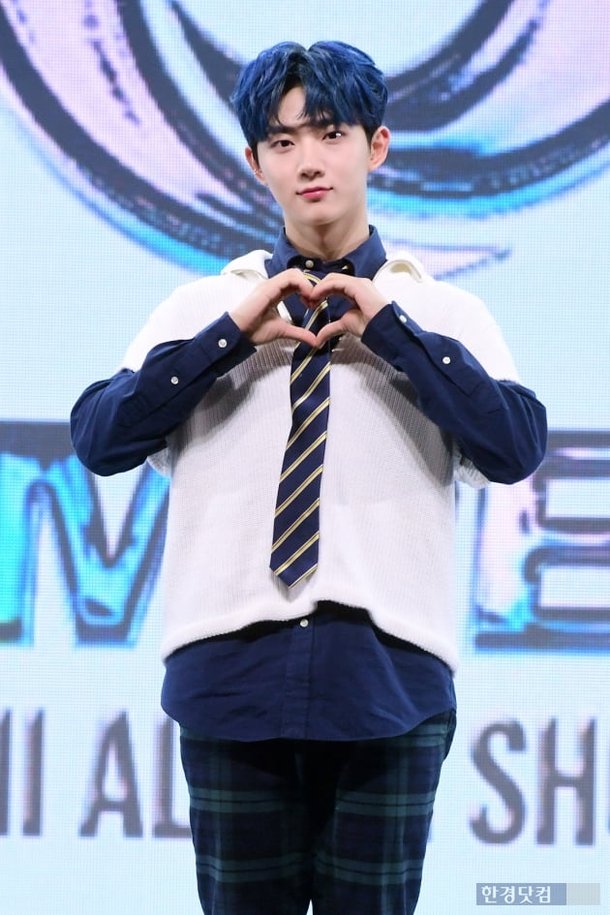 [포토] 템페스트 형섭, '카리스마 넘치는 눈빛' : 네이트 연예