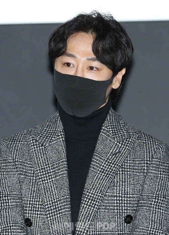 [포토]윤진영, 윤진삼 인사드려요~ : 네이트 뉴스