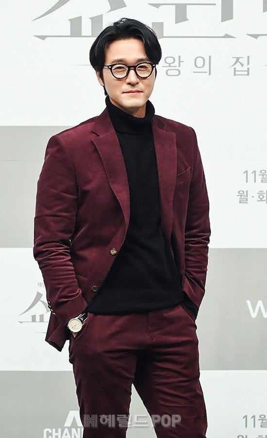 [포토]이성재, '쇼윈도'로 컴백…'반가운 얼굴' : 네이트 뉴스