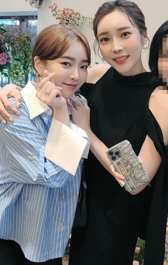 배슬기, 서영 결혼식 공개…혼전임신 D라인까지 예쁜 예비신부 : 네이트 연예