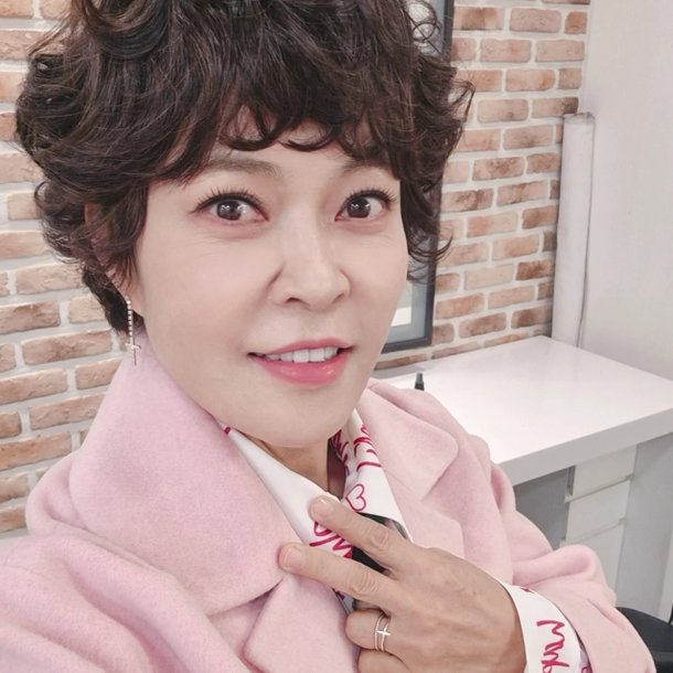 조혜련, 44사이즈 입는다더니…얼굴이 주먹만 해졌네 : 네이트 연예