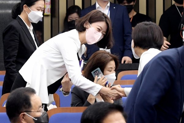 배현진 