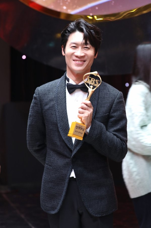 진선규, 2023년에도 '카운트' '경소2' '악귀'로 대찬 행보 이어간다 : 네이트 연예