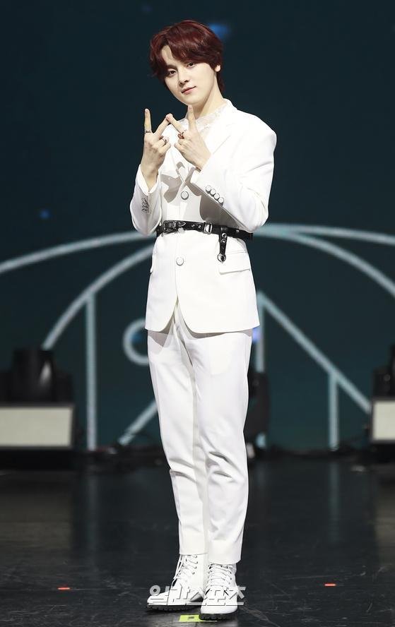 [포토]TOO 민수, '귀여움은 내 몫' : 네이트 연예