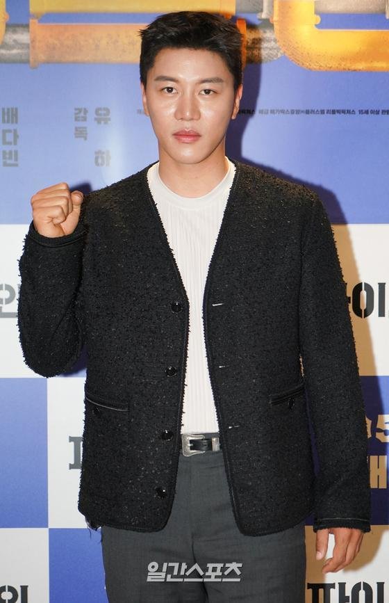 [포토]음문석, '파이프라인 화이팅!' : 네이트 연예