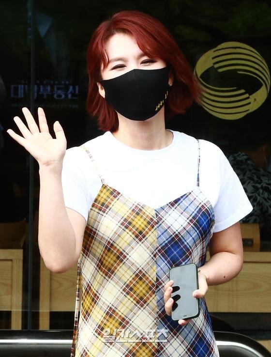 [포토] 풍금, 가요무대 녹화 왔어요! : 네이트 연예