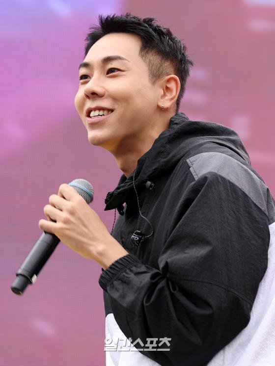 [포토] 로꼬, '품절남의 미소' | 네이트 연예