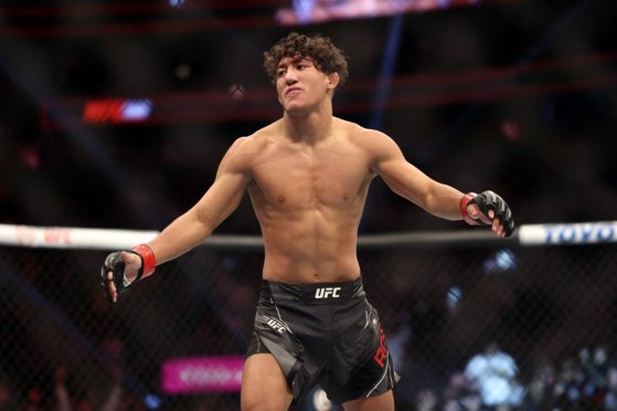 [이석무의 파이트 클럽] 격투기 전문기자들이 뽑은 2022년 최고의 UFC 경기 : 네이트 스포츠