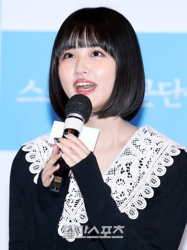 [포토] 한국말로 인사하는 하라 나노카 : 네이트 연예