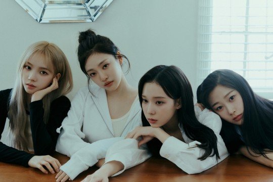 [뮤직IS] '블랙맘바'와 전투는 끝…에스파, 현실세계로 돌아온 음악 '마이 월드'① | 네이트 연예