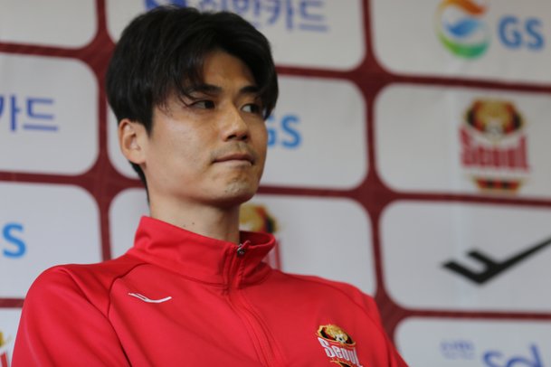 '서울→포항 유력' 기성용이 직접 밝혔다…"더 이상 팀에 도움 되지 않는다고 생각" : 네이트 스포츠 '서울→포항 유력' 기성용이 직접 밝혔다…"더 이상 팀에 도움 되지 않는다고 생각" : 네이트 스포츠