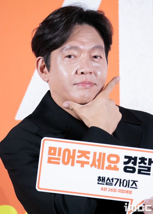 [포토] 박지환, 잘생긴 제이환 : 네이트 뉴스