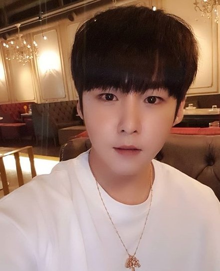 BJ 박소은과 사생활 논란…뭇매 맞는 BJ 세야 누구? : 네이트 연예