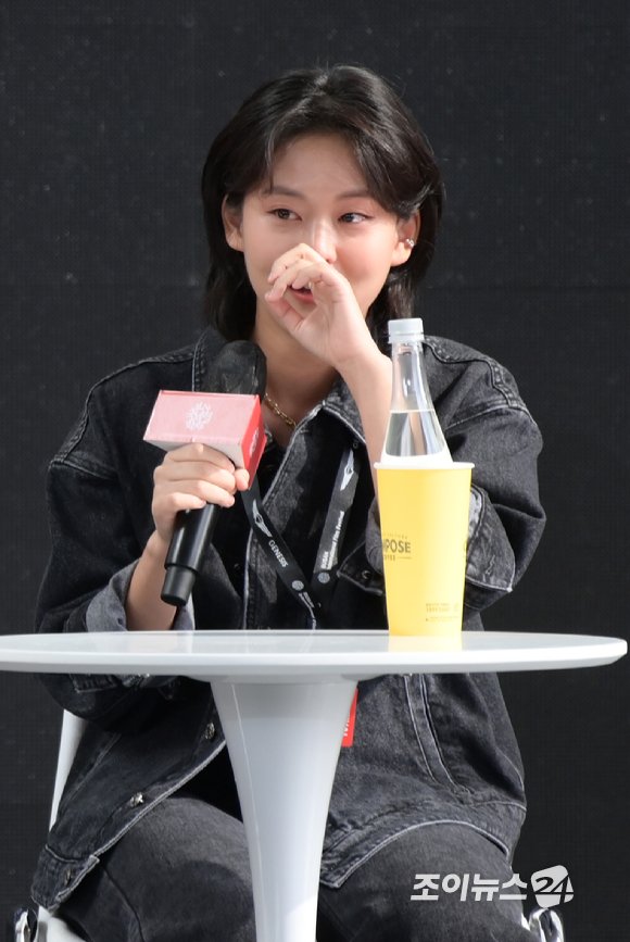 [포토]'약한영웅' 이연, 소감 전하다 눈물이 울컥 : 네이트 연예