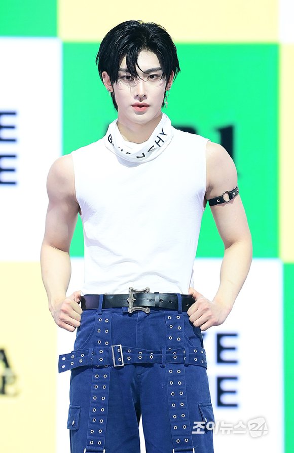 [포토]제로베이스원 리키, AI 비주얼 : 네이트 연예