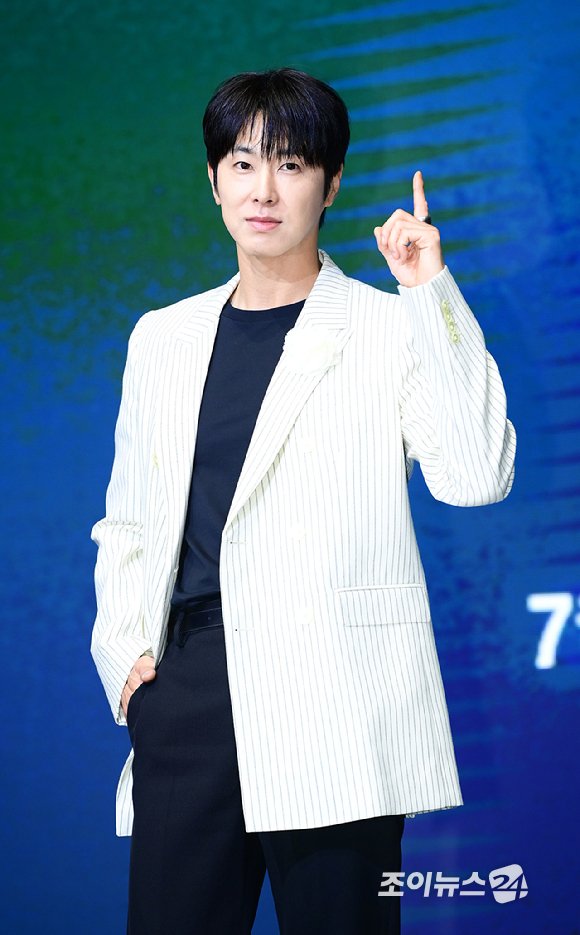 张国荣谭咏麟之争