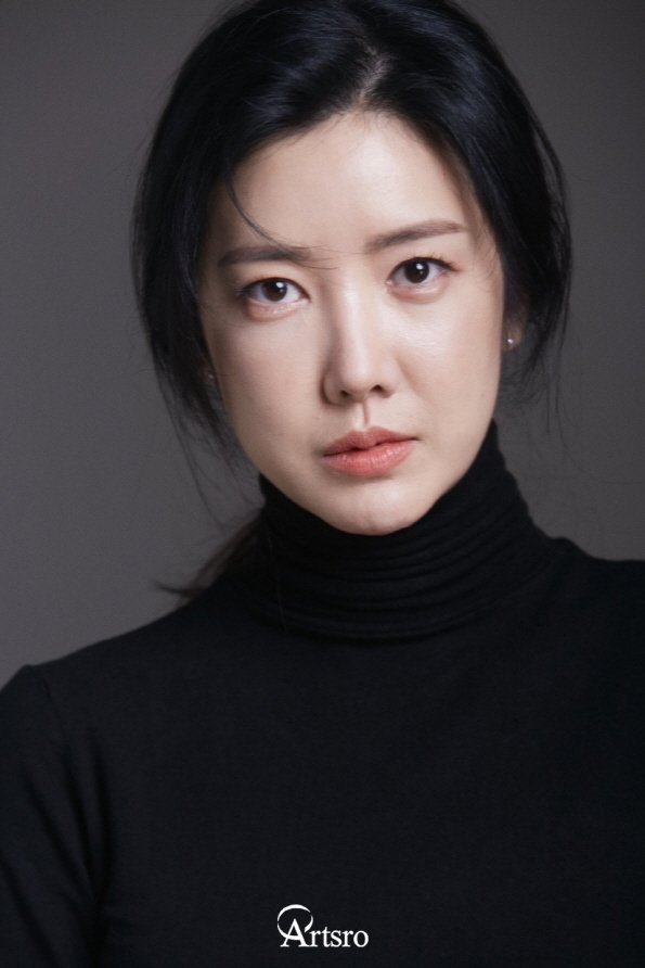 배우 김서연, 새 둥지 새 프로필[화보] : 네이트 연예