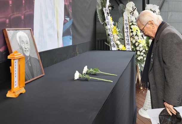 "나도 곧 갈테니 다같이 만나세" 이순재, 故 오현경에 마지막 인사 : 네이트 연예