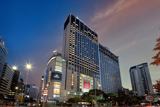 Lotte Hotels joins gov't-led humanoid development project : 네이트 뉴스