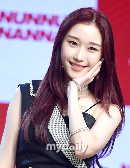 [MD포토] 시그니처 채솔 '맏언니에요' : 네이트 연예