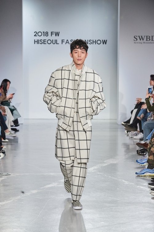 하동호 디자이너 