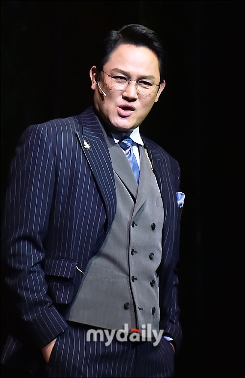 [MD포토] 강성진, '비열한 표정으로' : 네이트 연예