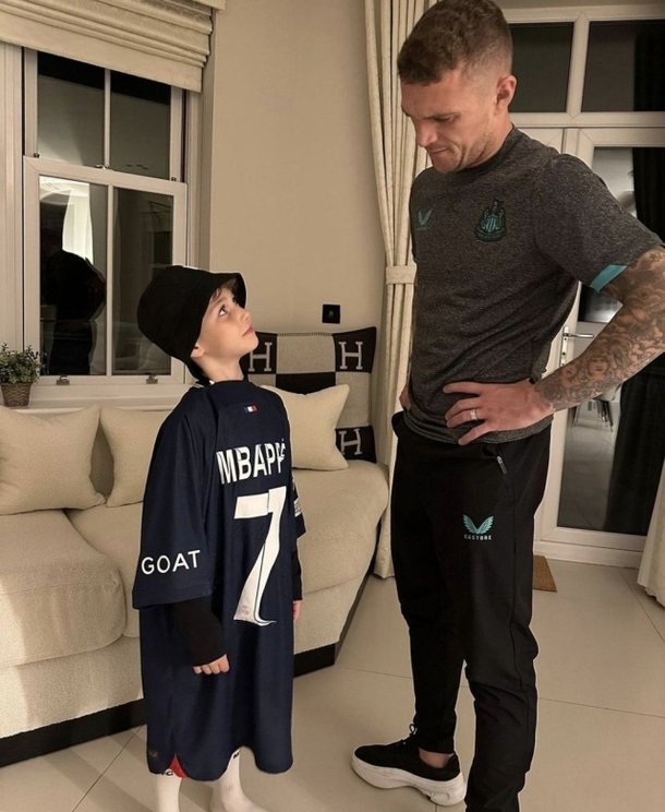 &amp;quot;아빠, 너무해! 왜 이겼어?&amp;quot; PSG+음바페 응원하는 뉴캐슬 주장 트리피어 아들, 묘한 신경전 : 네이트 스포츠