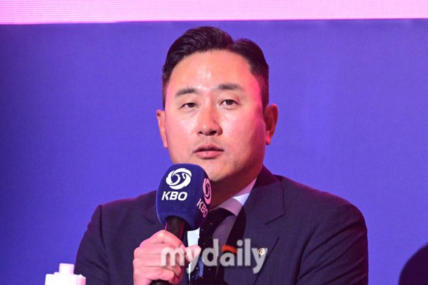 [MD포토] 한화 최원호 감독 &amp;quot;가을 야구를 목표로&amp;quot; : 네이트 스포츠