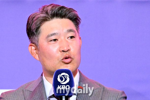 [MD포토] 이숭용 감독 &amp;quot;김광현-류현진 맞대결 피하지 않겠다&amp;quot; : 네이트 스포츠