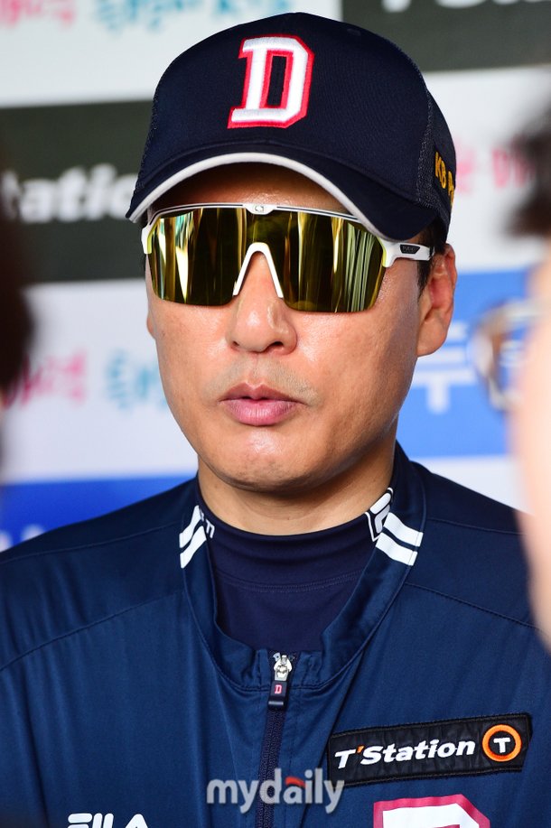 &amp;#39;4연패&amp;#39; 속에서도 목청껏 응원 보낸 두산 팬들, 감동 받은 국민타자 &amp;quot;힘 전달돼 연패 끊을 수 있었다&amp;quot; [MD부산] : 네이트 스포츠