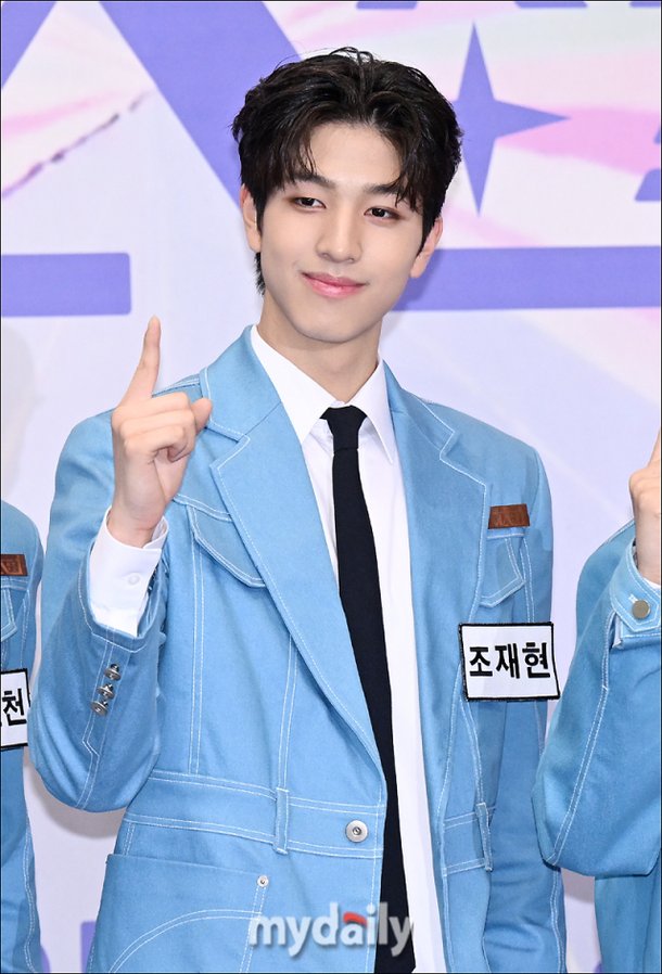 [MD포토] 조재현, '훤칠한 매력' : 네이트 연예