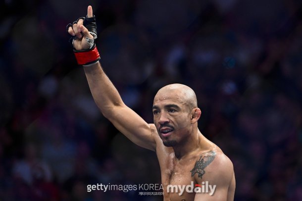 채드 멘데스 "UFC 페더급 역대 최강은 알도 > 맥그리거! 알도는 짐승" : 네이트 스포츠