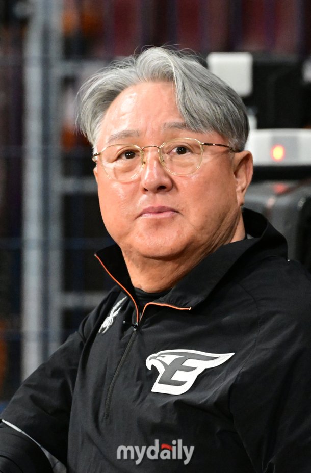 &amp;#39;운명의 3연전&amp;#39; 공멸이냐, 반등이냐…&amp;#39;하주석 선발 출격&amp;#39; 김경문 감독 &amp;quot;아직 떨어지지 않아, 최선 다하겠다&amp;quot; [MD부산 ...