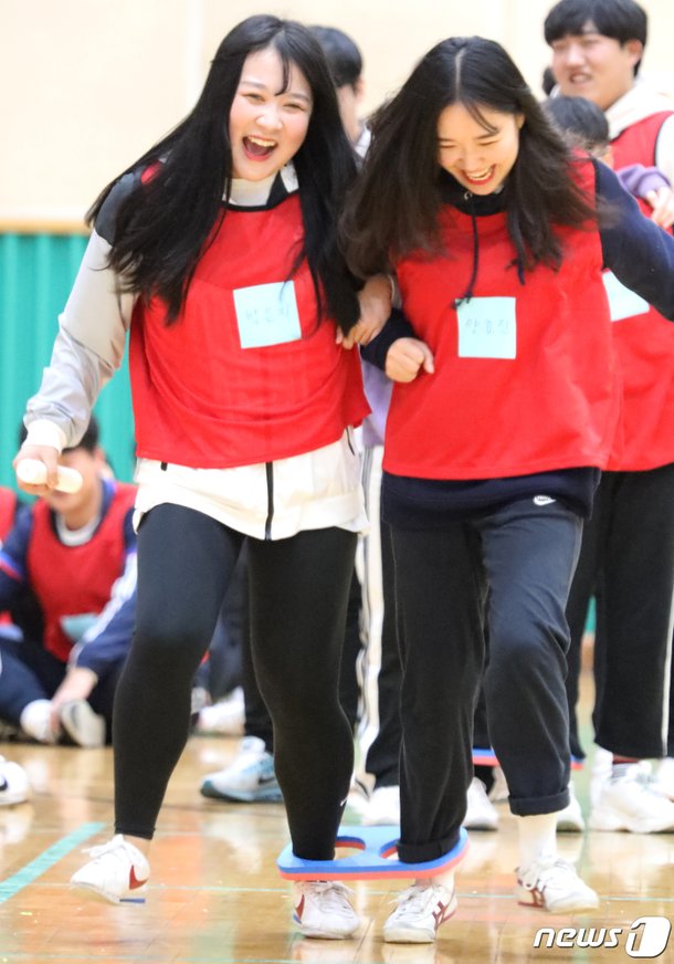 경북청년 대 난장판 열렸어요 : 네이트 뉴스