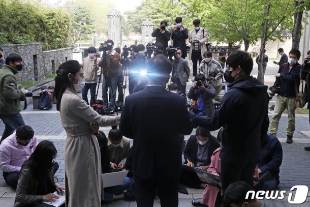 김부겸, 총리 후보자 지명 소감 발표 : 네이트 뉴스