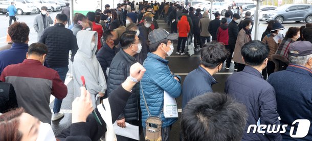 요소수 매점매석 잡아낸다…전북 920여곳 대상 집중 단속 : 네이트 뉴스