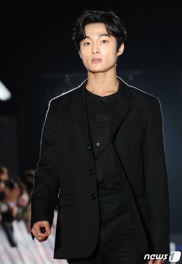 윤찬영, 폭풍 성장의 좋은 예 : 네이트 연예