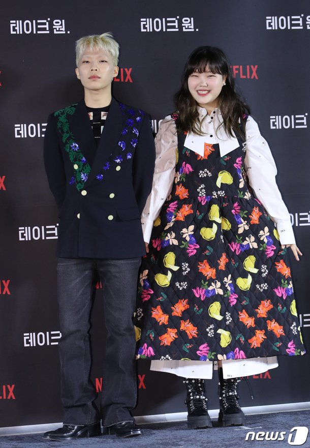 악뮤 이찬혁·이수현, 현실 남매의 영화관 나들이 | 네이트 연예