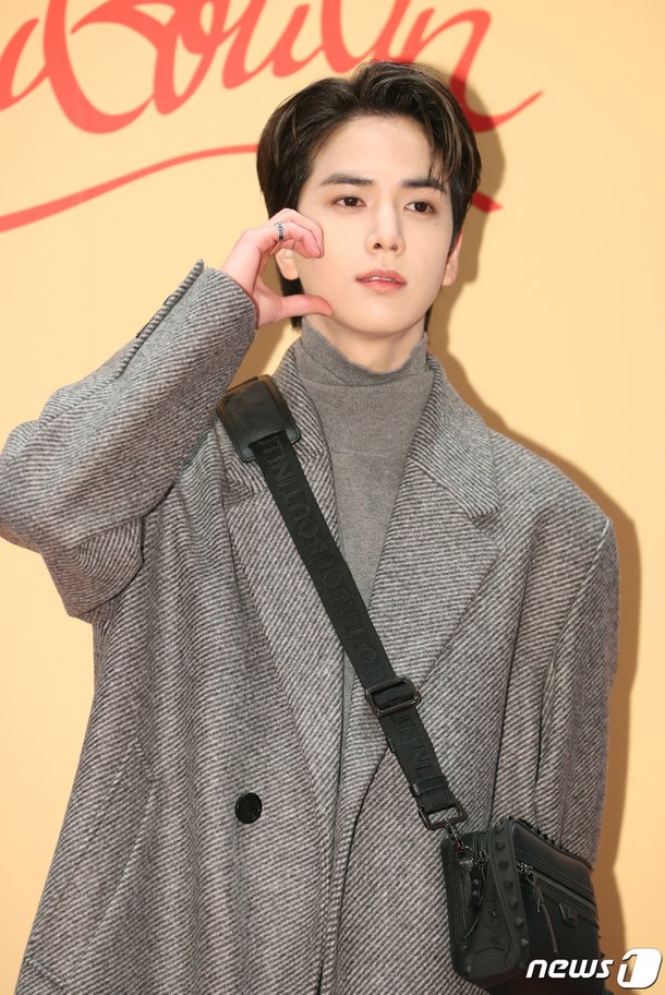 더보이즈 영훈, 스며드는 볼 하트 : 네이트 연예