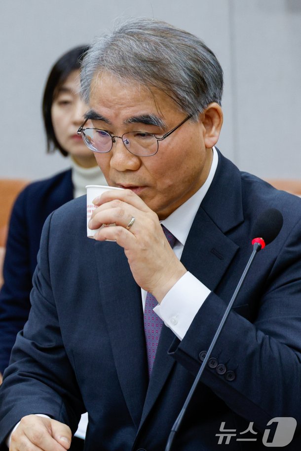 목축이는 조한창 후보자 : 네이트 뉴스