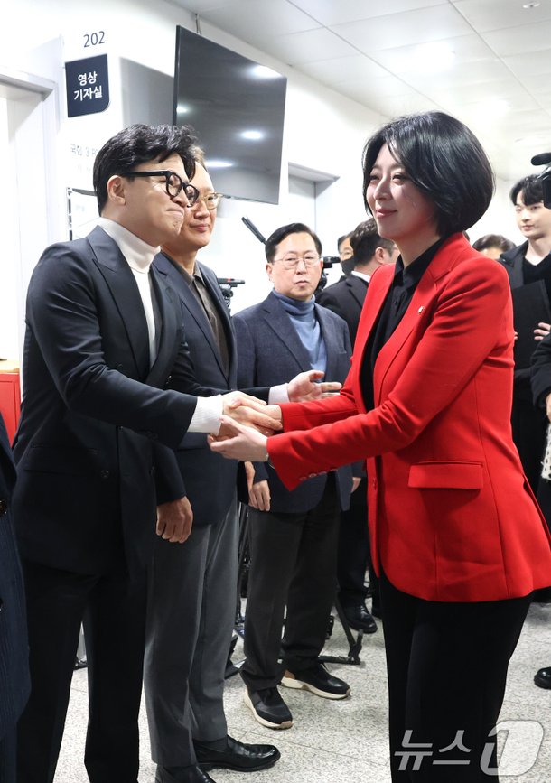 한동훈 대선 적합도 18.7% 1위 차기 대통령 지지율 총정리